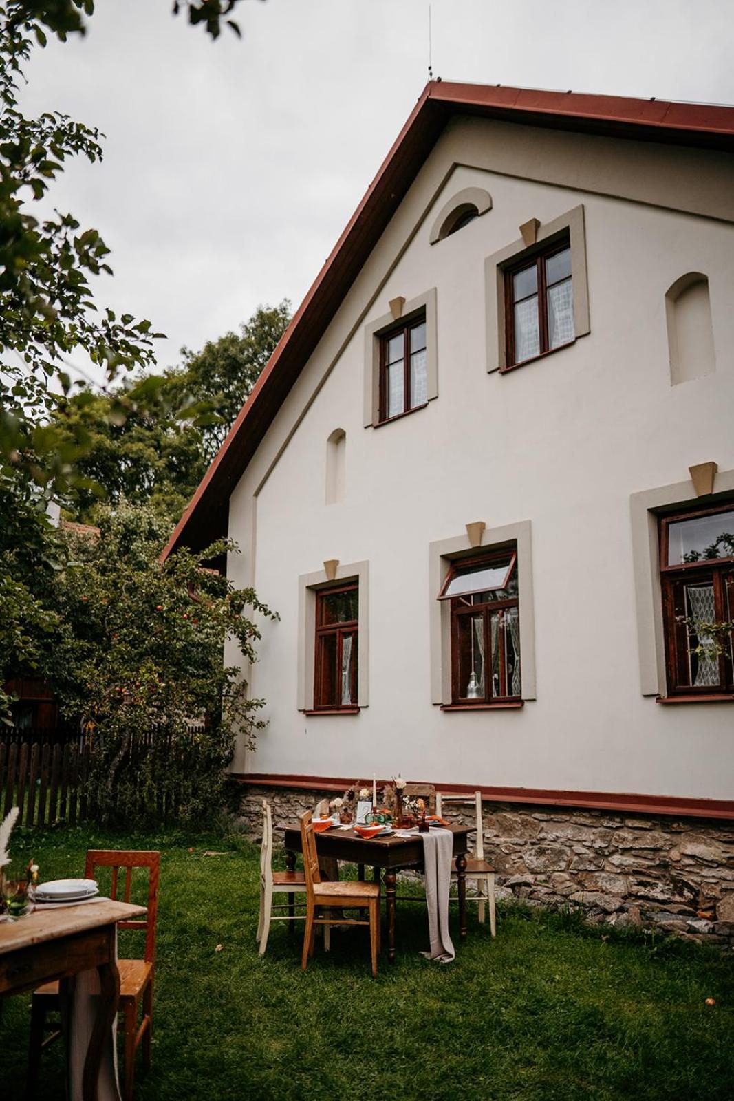 Restaurant A Penzion Na Cechach Hotel Korouhev Exterior foto